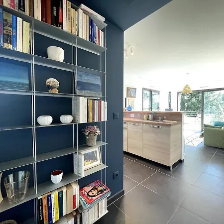 Le Palais Lumiere - Vue Mer, Sur Apartment