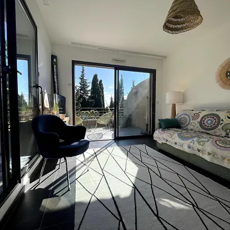 Le Palais Lumiere - Vue Mer, Sur Apartment
