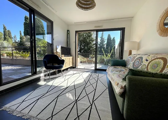 Le Palais Lumiere - Vue Mer, Sur *